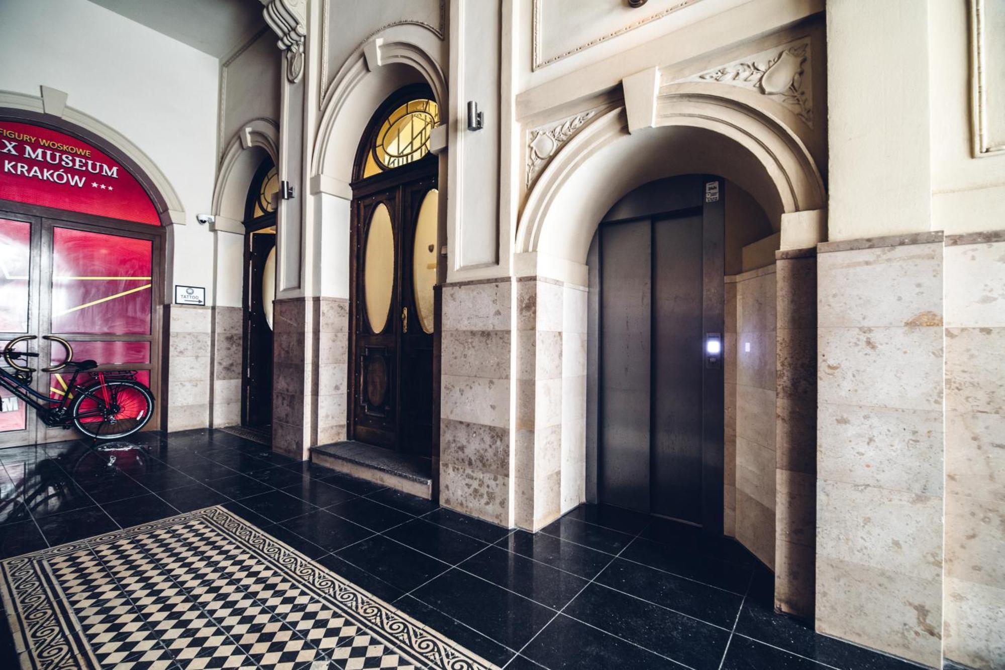 Apartament Quiet Luxury On Florianska Kraków Zewnętrze zdjęcie