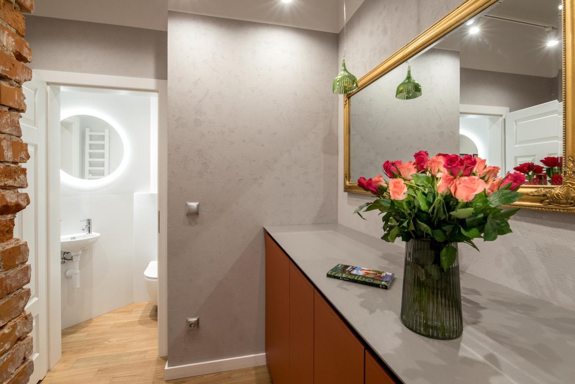 Apartament Quiet Luxury On Florianska Kraków Zewnętrze zdjęcie